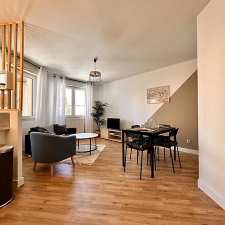 Villeurbanne • T2 Fraternite • Hostisy Екстериор снимка